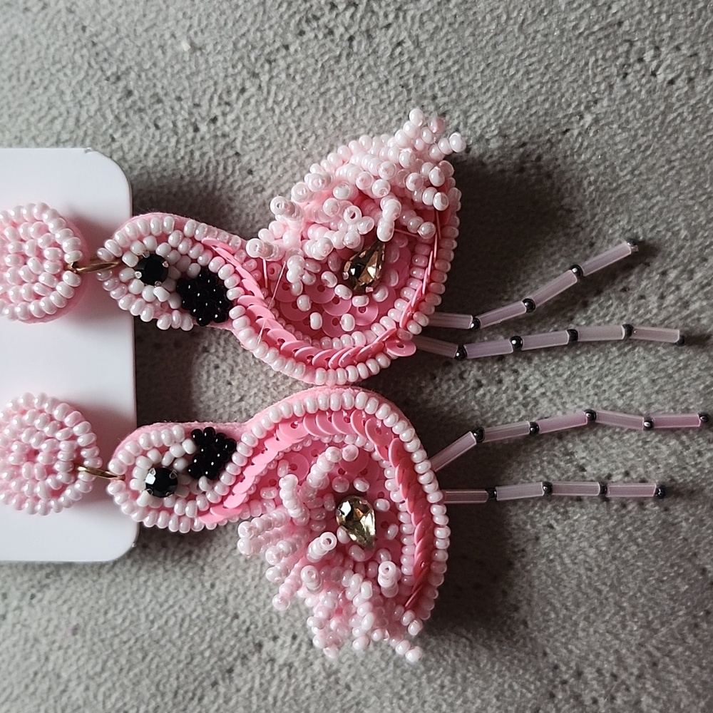 Flamingo New Pink Beaded Earrings - Picture 2 of 3